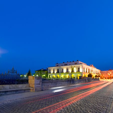 Parador De Ронда Екстериор снимка